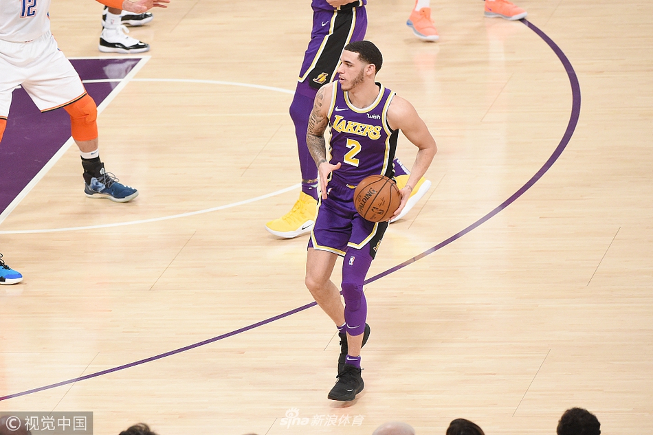 频频失误 频频失误